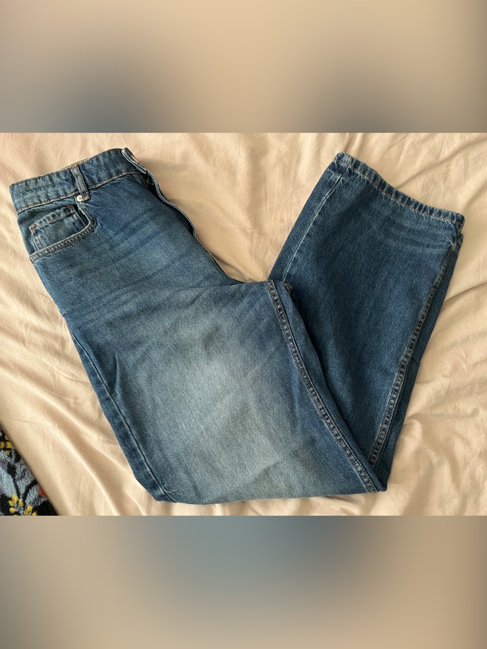 Zara Medium Blue Boyfriend Jeans with Tan Patch - Picture 4 of 4